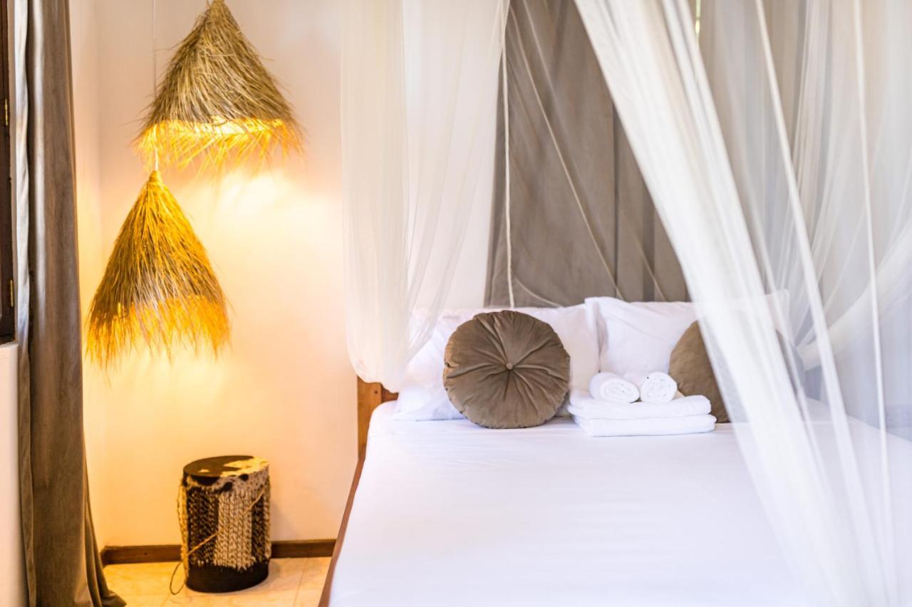 Kima Serviced Beach House & Suites Bwejuu Exteriér fotografie