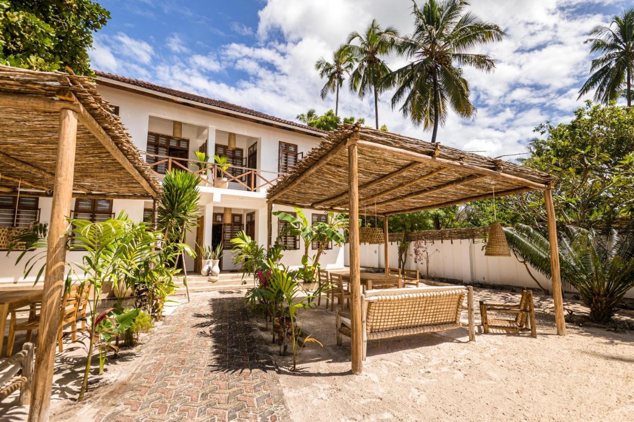 Kima Serviced Beach House & Suites Bwejuu Exteriér fotografie
