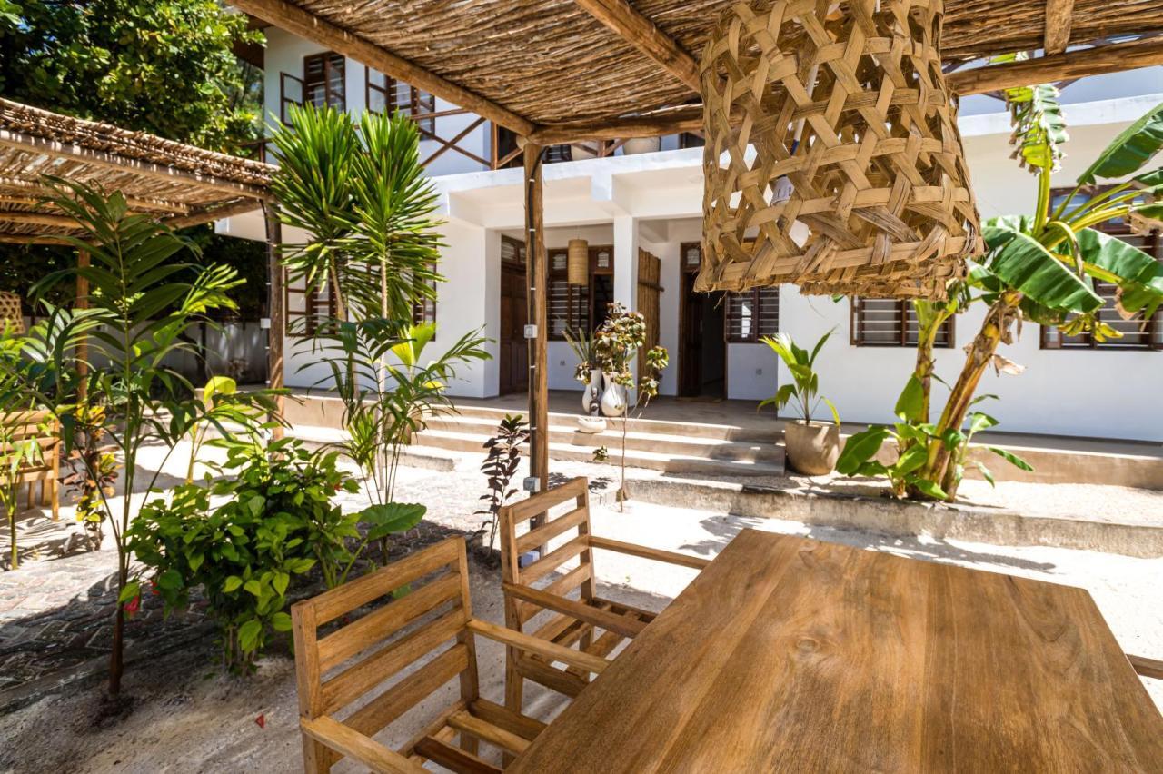 Kima Serviced Beach House & Suites Bwejuu Exteriér fotografie