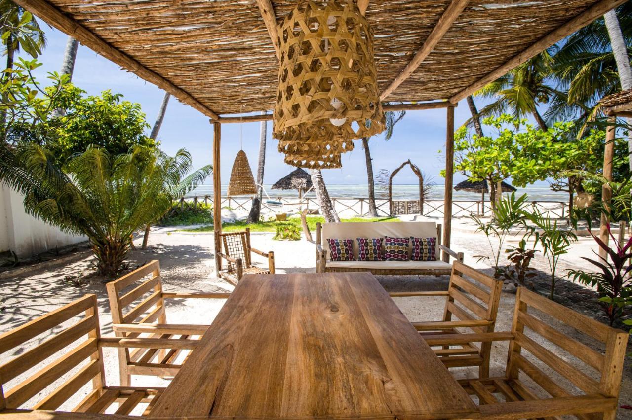 Kima Serviced Beach House & Suites Bwejuu Exteriér fotografie