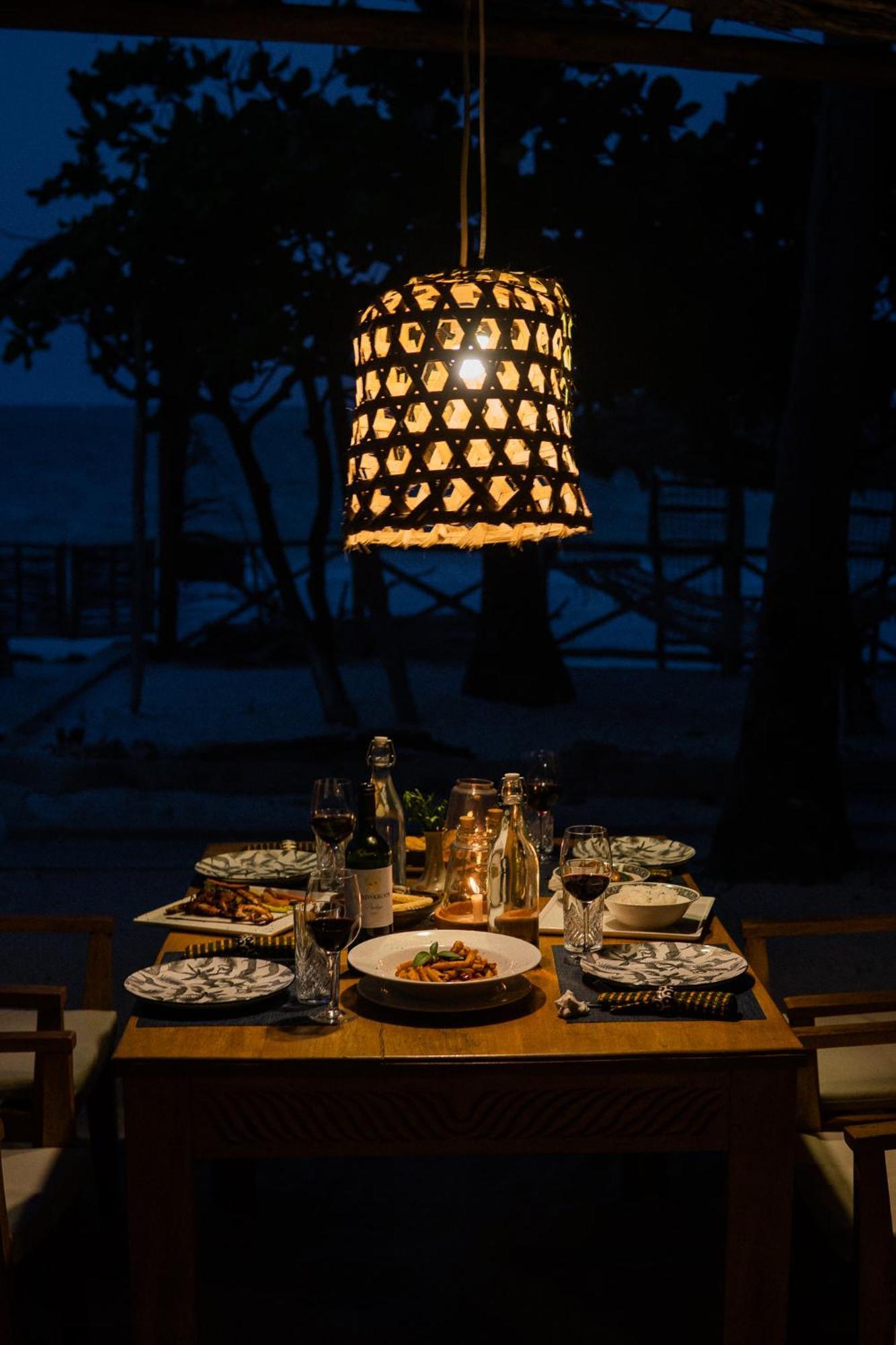 Kima Serviced Beach House & Suites Bwejuu Exteriér fotografie