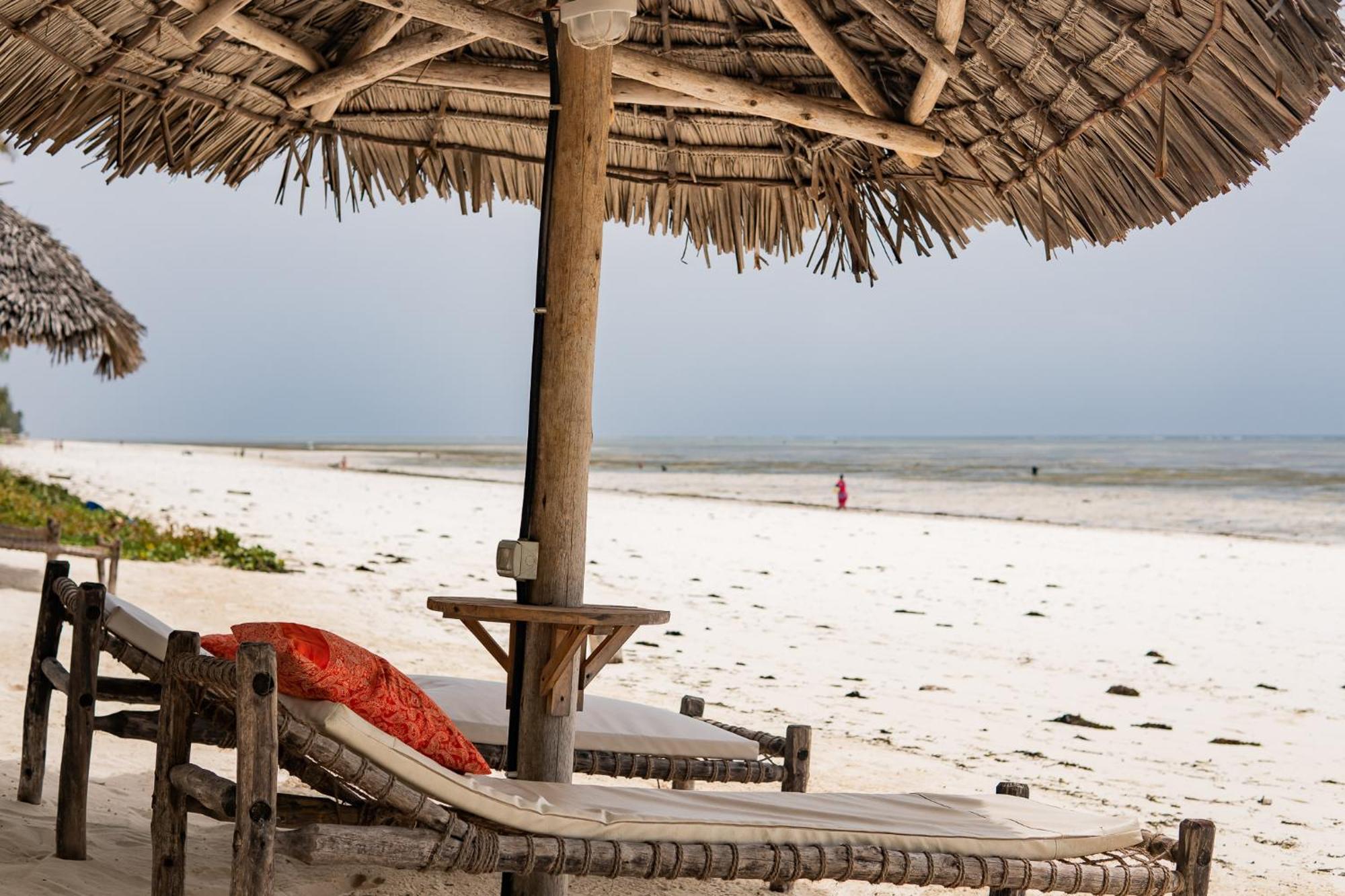 Kima Serviced Beach House & Suites Bwejuu Exteriér fotografie